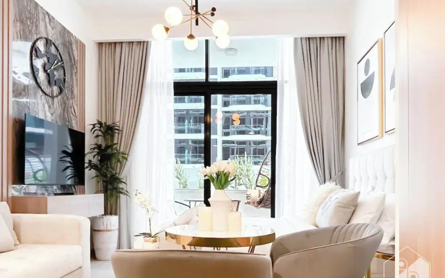 Elegant Studio With Balcony on the Riviera Dubai