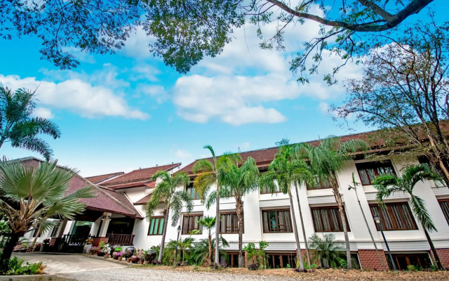 Tak Andaman Resort & Hotel