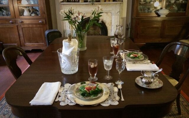 Glenfield Plantation Historic B&B