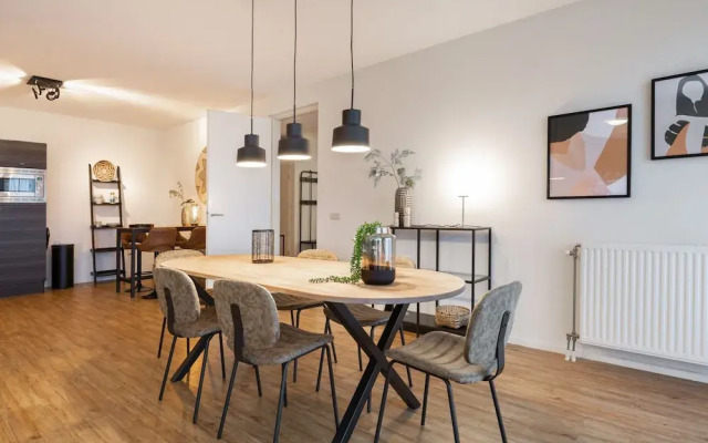 Luxury 3 Room Apartment in Scheveningen
