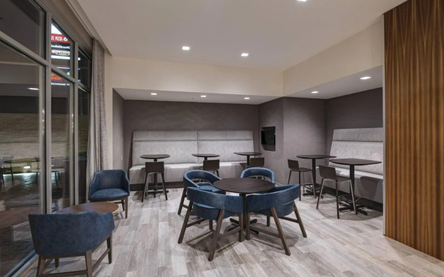Courtyard by Marriott St. Louis Brentwood