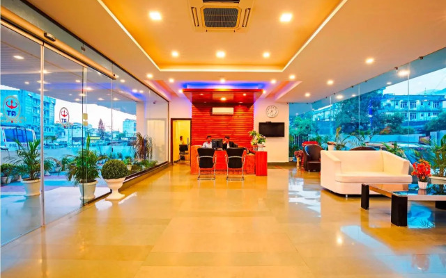 Hotel Rama Trident