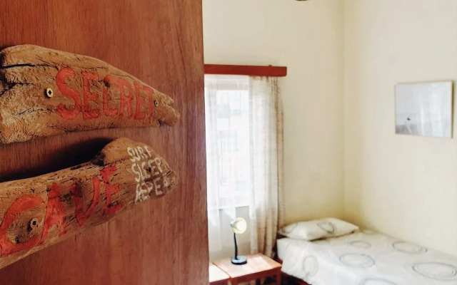 Salty Jackal Surf Camp