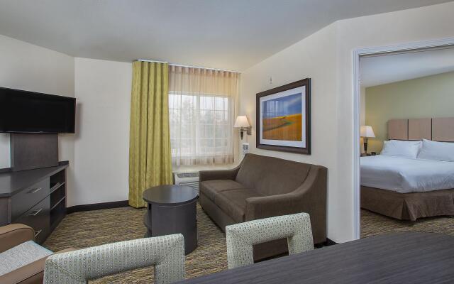 Candlewood Suites Bowling Green by IHG