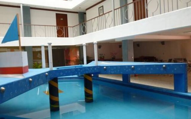 Hotel Q