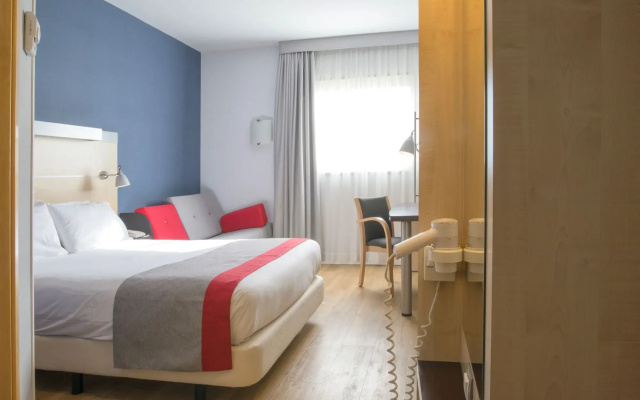 Holiday Inn Express Barcelona - Sant Cugat by IHG