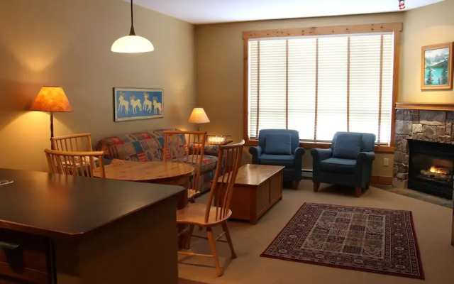 Timberline Lodges by Fernie Lodging Company