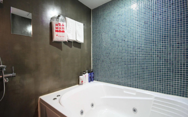 Hotel Yaja Oncheon 1