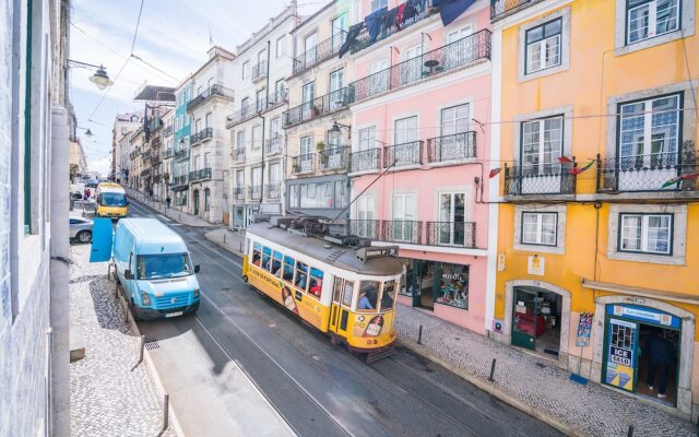 Modern Apartment in Chiado (The Heart of Lisbon) - 2