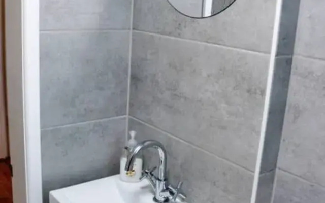 1 Bedroom Flat in City Centre Accommodates 4