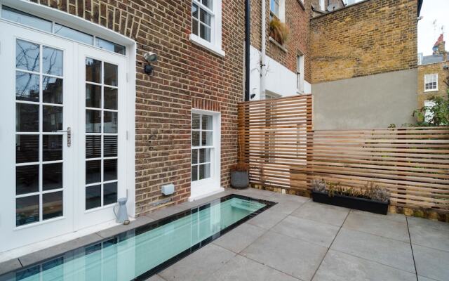 Contemporary Chic home in Kings Cross