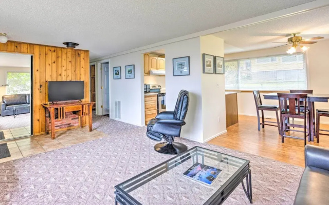 Walkable Sitka Getaway w/ Community Perks!
