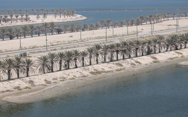 Golden Tulip Al Khobar Suites