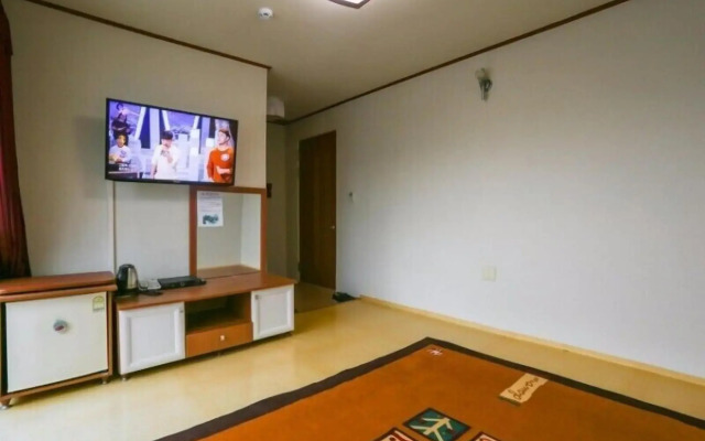 Billions Motel