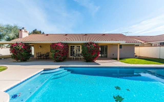North Phoenix 6 Bedroom With Guest House & Pool!
