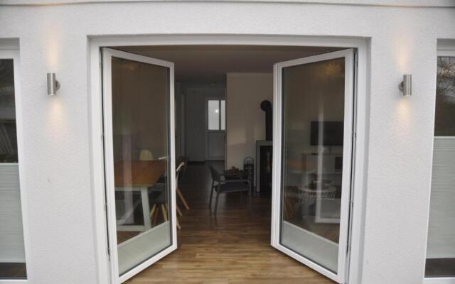 Ferienhaus Sommerbrise, Hof zur Sonnenseite Fehmarn, 4 Sterne