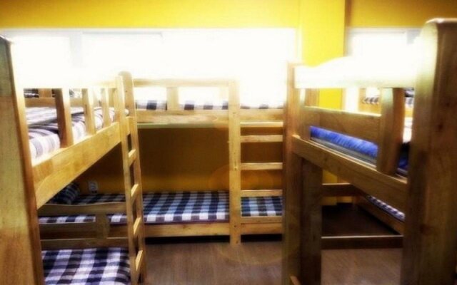 Popcorn Hostel Tongyeong Dongpirang