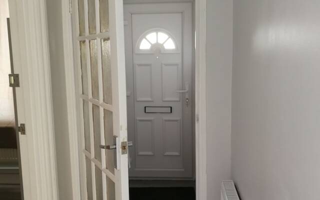 Bluewater House - Immaculate 4-bed in Greenhithe