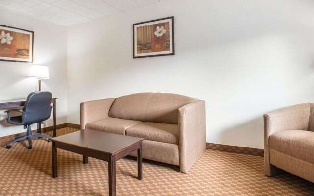 Econo Lodge And Suites Shamokin Dam - Selinsgrove