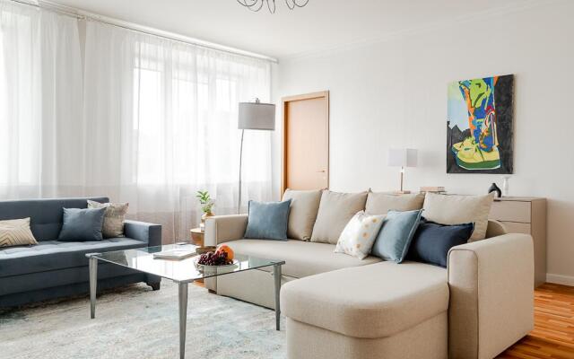 Kvart-Hotel (Кварт-Отель) на проспекте Комсомольский