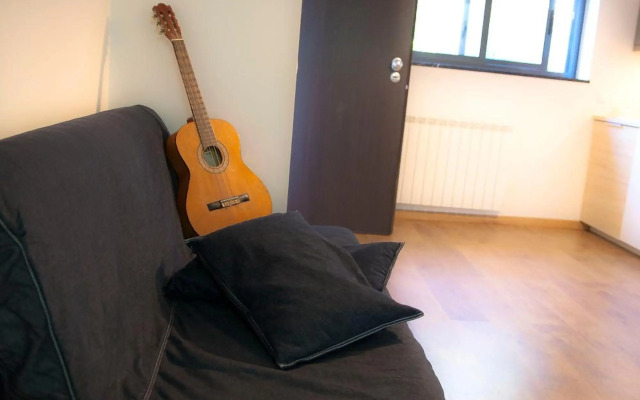 Apartment with Garden and Pool