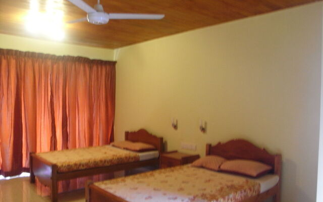 Rainforest Lodge
