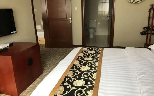 Junyue Baihe Theme Hotel