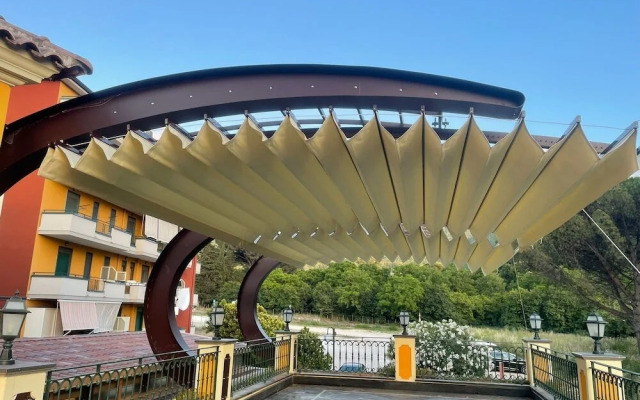 Villa Del Carmelo