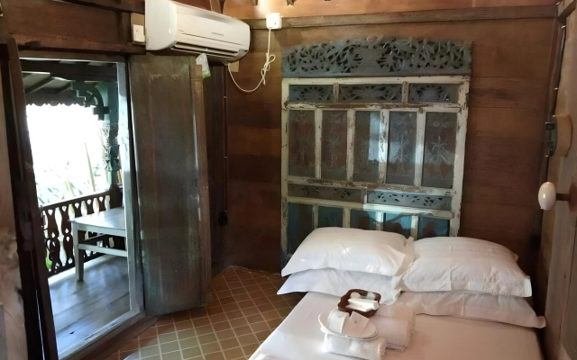 The Ermajas Pavilion – Guest Rooms – Batukaras