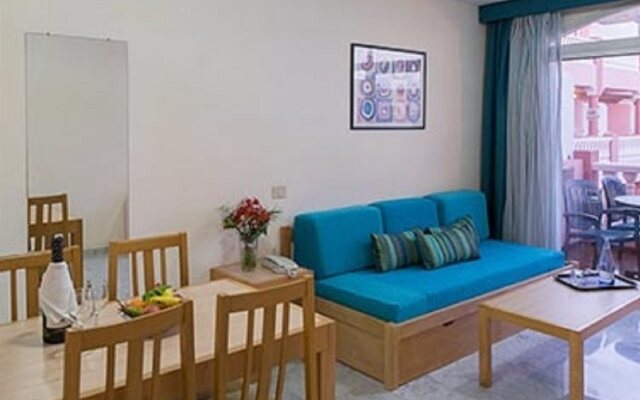 Apartamentos Marola Park