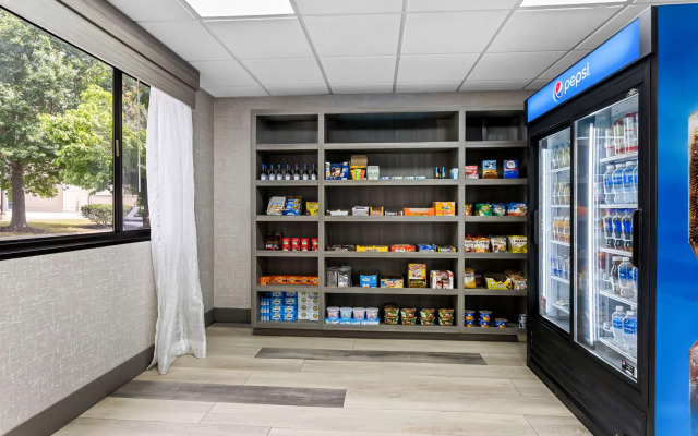 Clarion Pointe Franklin - Nashville Area