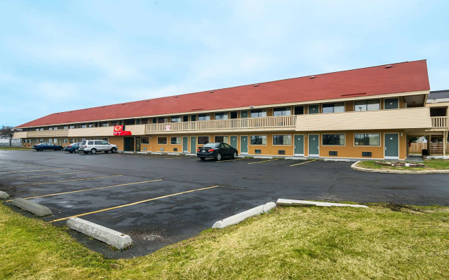 Econo Lodge South Holland