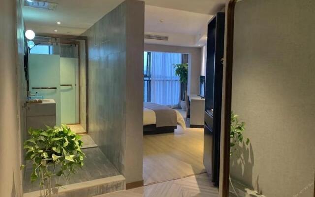 LanOu Hotel Guiyang High-Speed Railway North Station