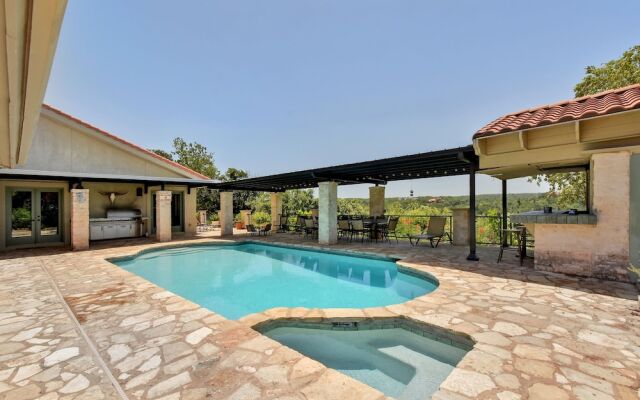 7BR 5 5BA Spicewood Sanctuary by RedAwning