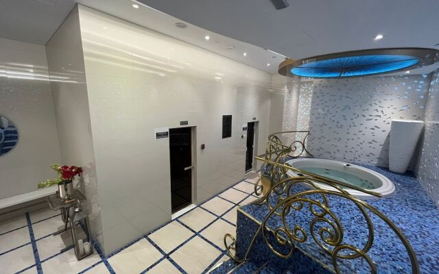 Tanin - Luxury Waterfront Apt with Stunning Marina Views