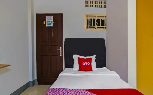 OYO 92235 Guesthouse Rantang