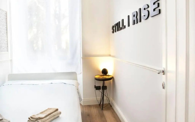Dandy Suite on the Arno River (Adults Only)