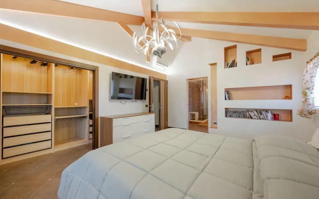 Luxury Burano Penthouse - Lagoon View