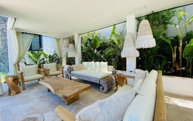 Yalikavaks Finest Mansion
