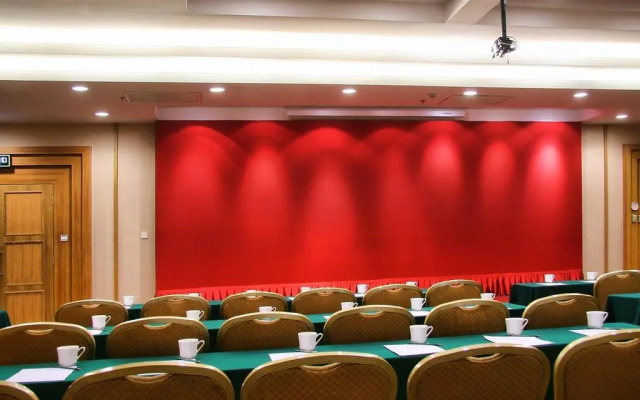 石家庄华庭时尚商务酒店