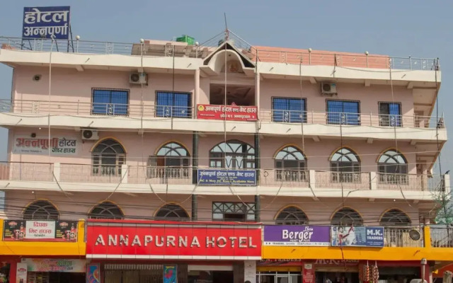 SPOT ON 429 Annapurna Hotel