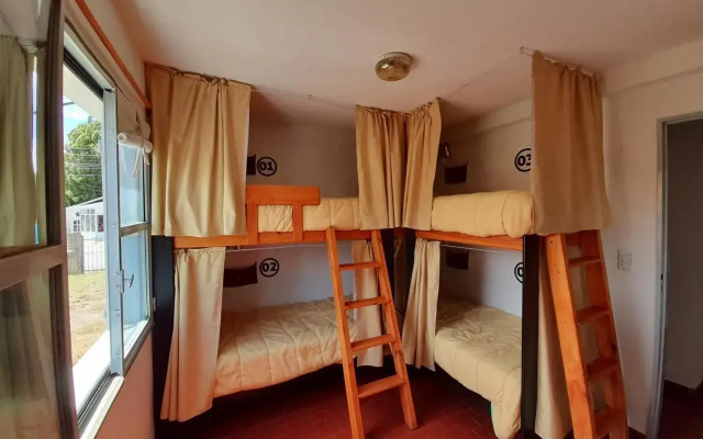 Hostel 64Bigua B&B
