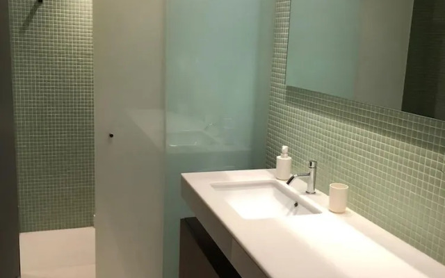 Tr ia Beach Pool Golf Villa