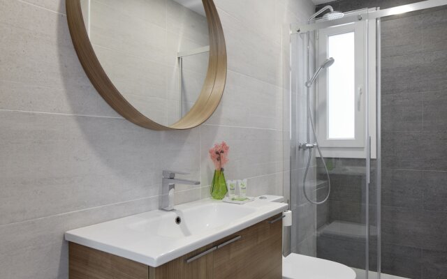 Beach House 2 Apartment by FeelFree Rentals