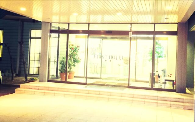 First Hotel Taketoyo