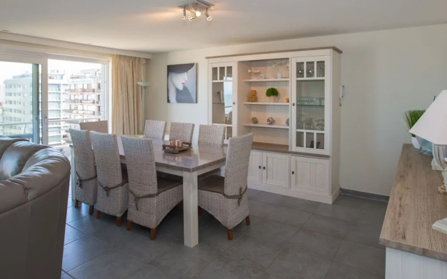 Stylish Stay w/ Sea Views