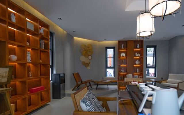 Rongguishan Designer Jiying Space Hualuo Lanjing Art Villa