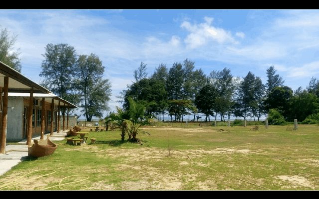 Teluk Sari Resort