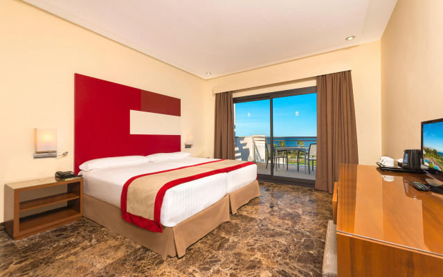 Estepona Hotel & Spa Resort