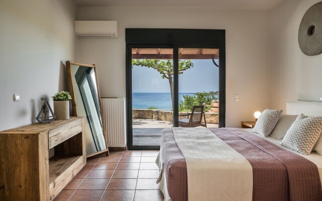 Alekos Beach Houses-Eternity